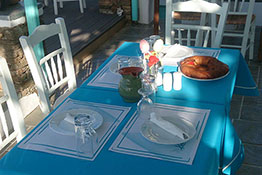 The serving area of the breakfast at Kampos Home
