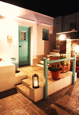 Night photograph of Kampos Home at Sifnos